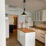 Seafront Apartment *